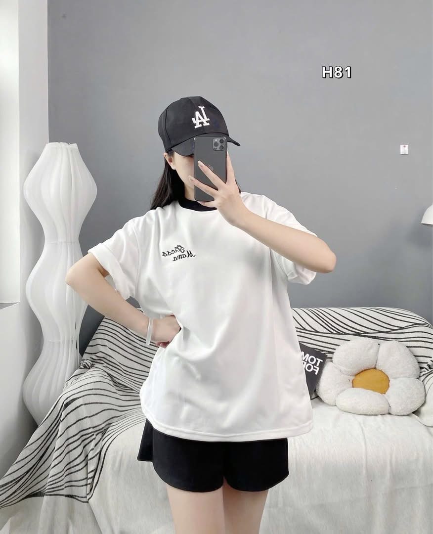 ເຊັດແຂນສັ້ນຂາສັ້ນ